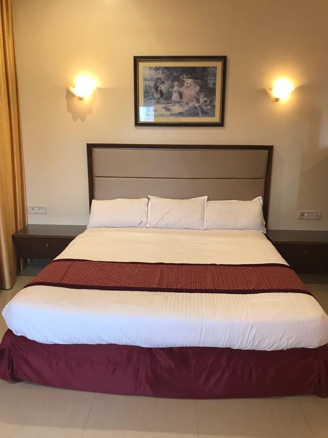 Bed and Breakfast Kohinoor Atc Mumbai Exterior foto